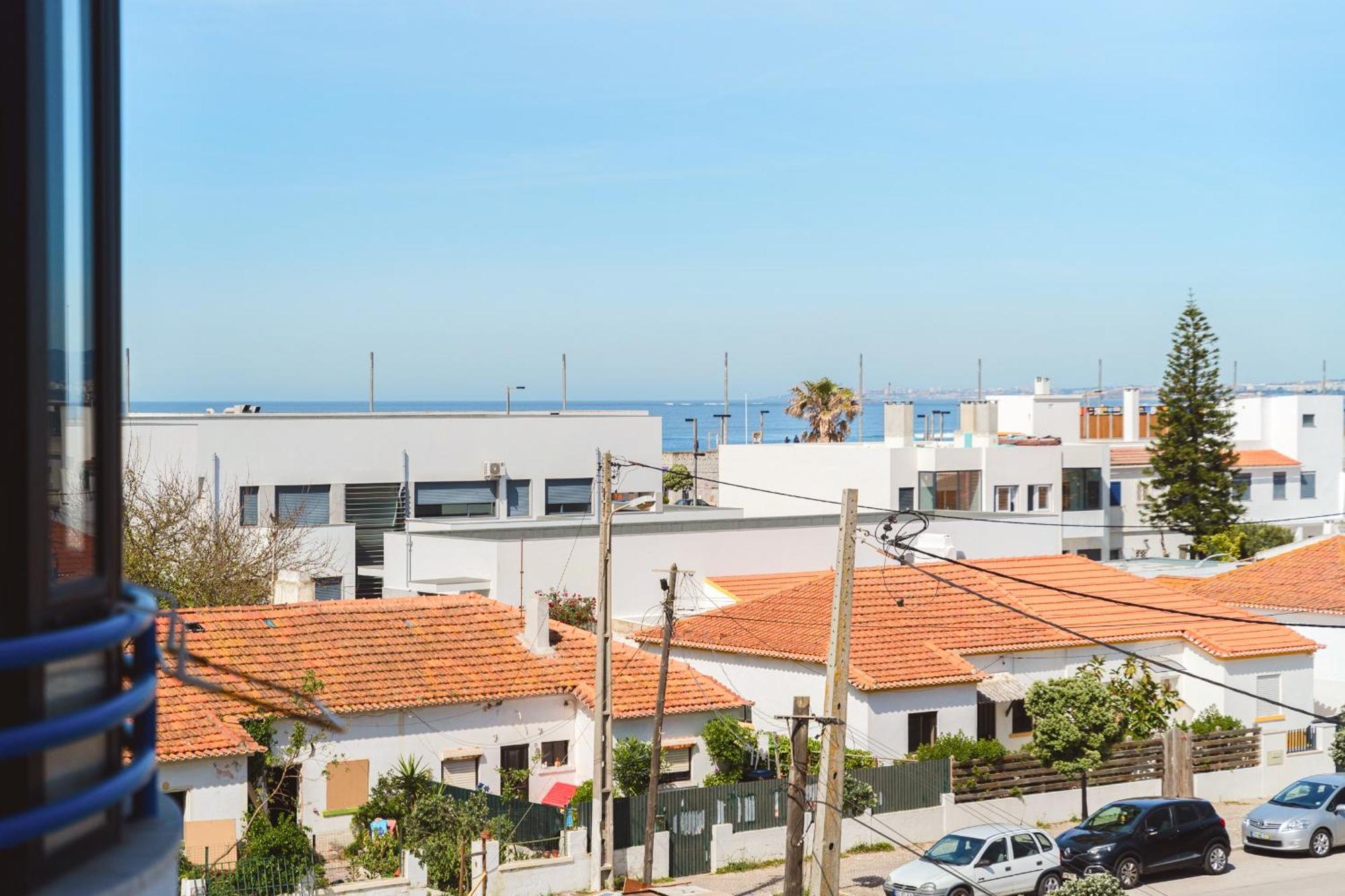 Sea View & Sundown, 150M From The Beach And Surf Spots Costa de Caparica Εξωτερικό φωτογραφία